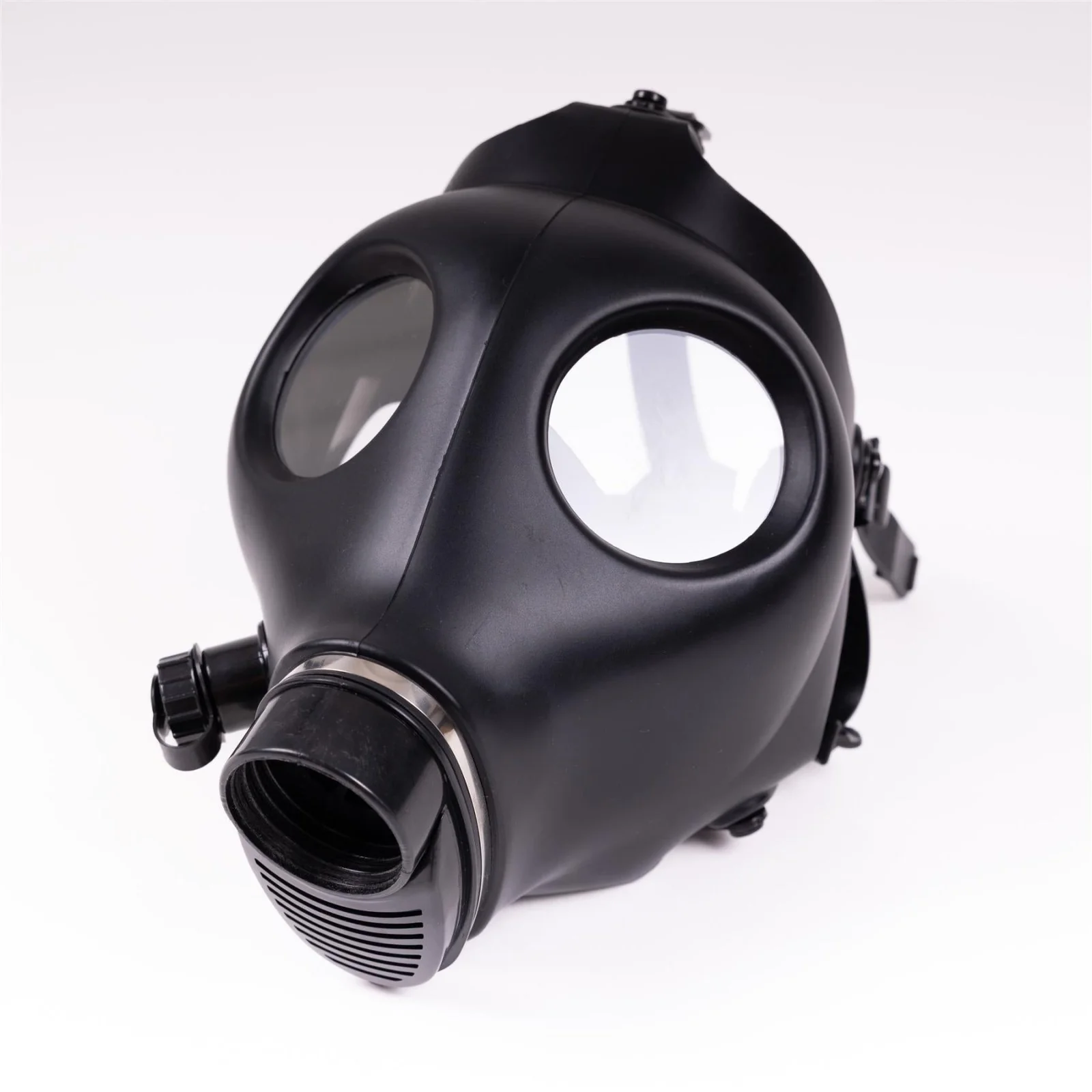 HG-700 Gas Mask - Image 2