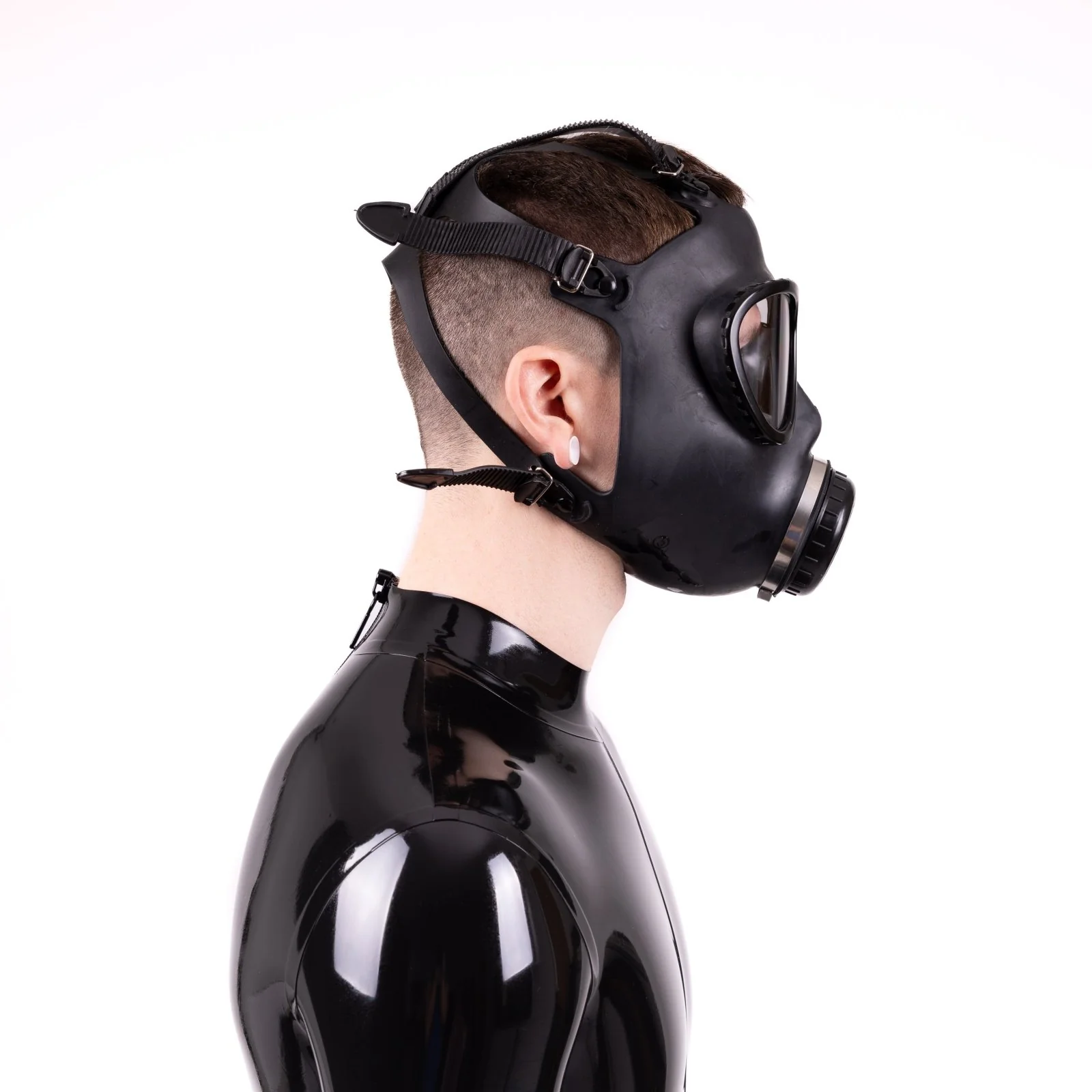 FMJ05 Gas Mask - Image 8