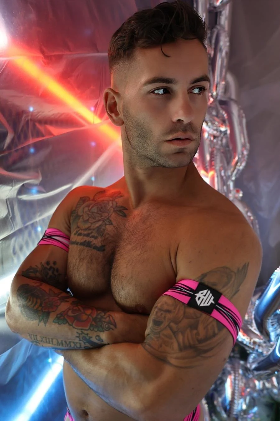 Breedwell Circuit Breaker Armband, Neon Pink - Image 5