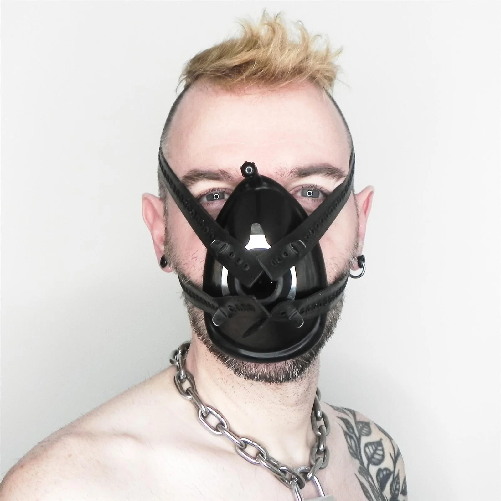 Rubber Anaesthesia Face Mask & Head Harness, Black
