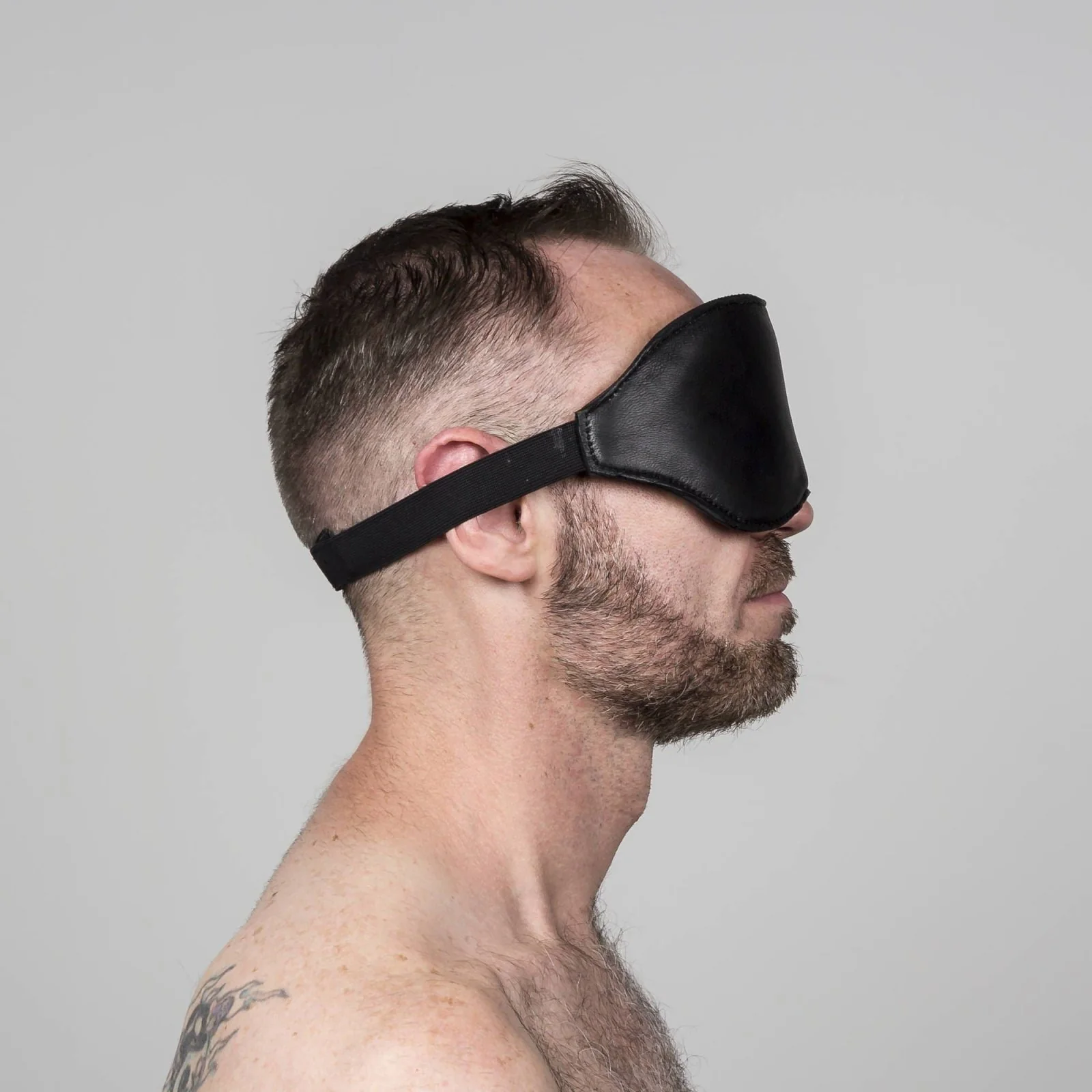 Leather Ultra Foam Blindfold - Image 8