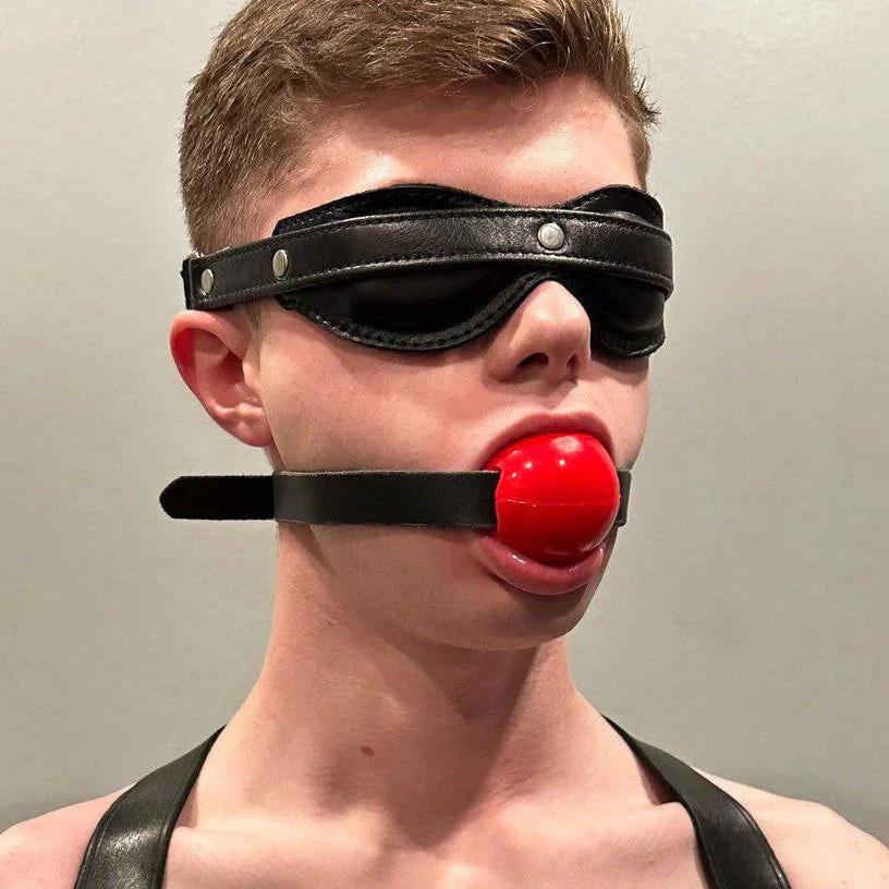 Silencilicone Ultra Restrictive Ball Gag with Leather Strap - Image 4