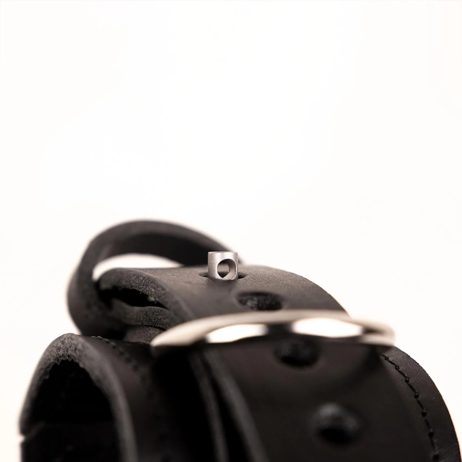 Fetters Classic Leather Wrist Cuffs - Image 2